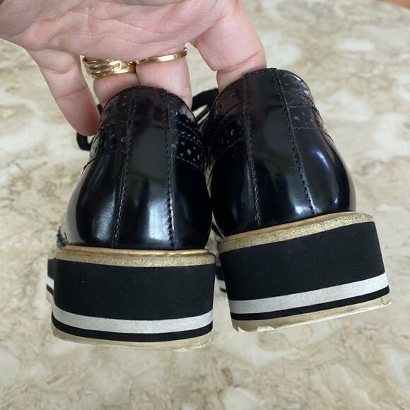 Prada Black Brogue Leather Wingtip Platform Oxford Shoes - Picture 11 of 14